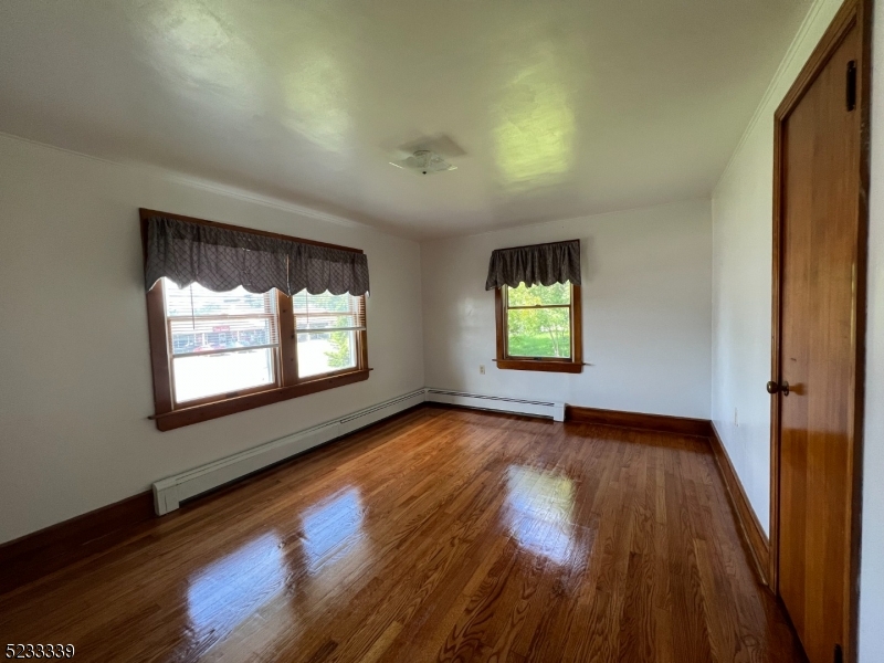 Vernon Twp., New Jersey 07462, United States, 2 Bedrooms Bedrooms, ,1 BathroomBathrooms,Residential,Active,108408