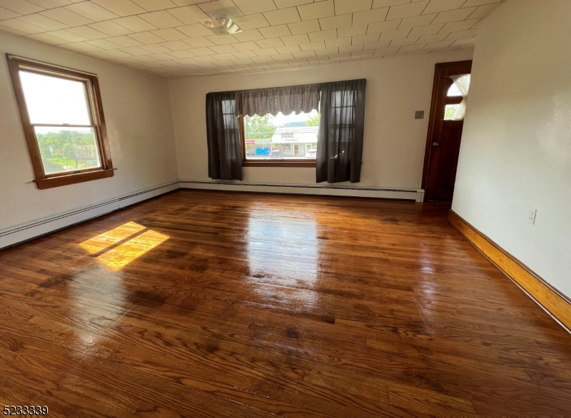 Vernon Twp., New Jersey 07462, United States, 2 Bedrooms Bedrooms, ,1 BathroomBathrooms,Residential,Active,108408