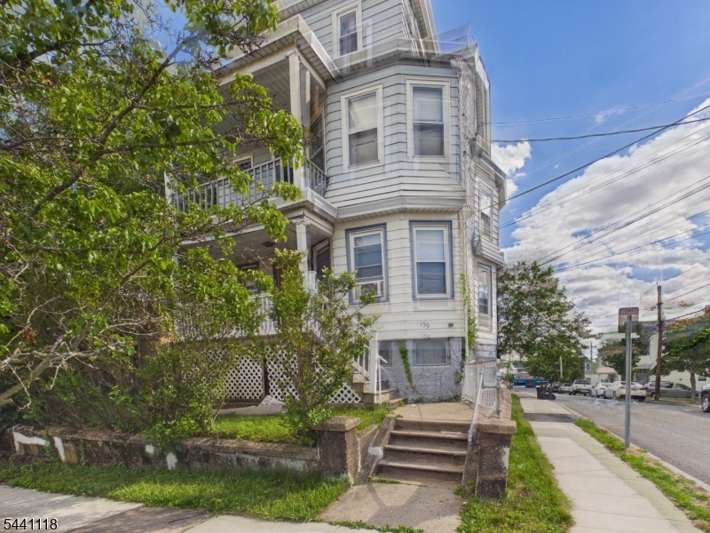 Photo 1 of 31 — 139 Fairview Ave, Prospect Park Boro, NJ 07508