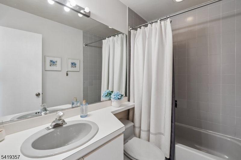 Eagle Ridge - Residential