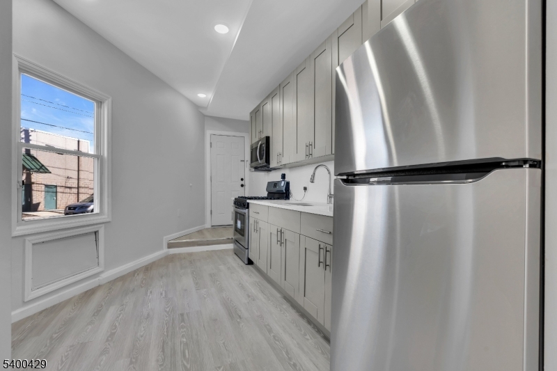 Union Square - Commercial Sale