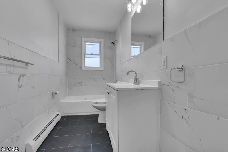 Union Square - Commercial Sale