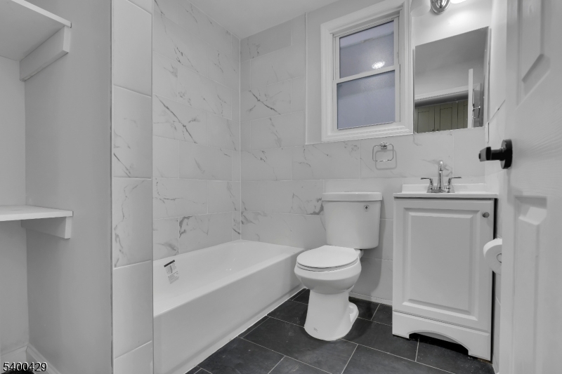 Union Square - Commercial Sale