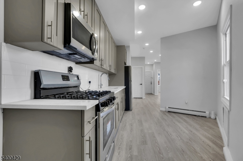 Union Square - Commercial Sale