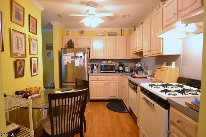 Chanda Arms - Residential