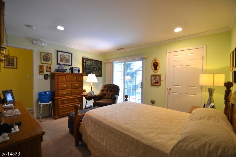 Chanda Arms - Residential