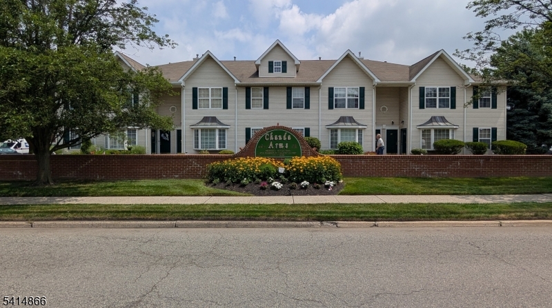 Chanda Arms - Residential