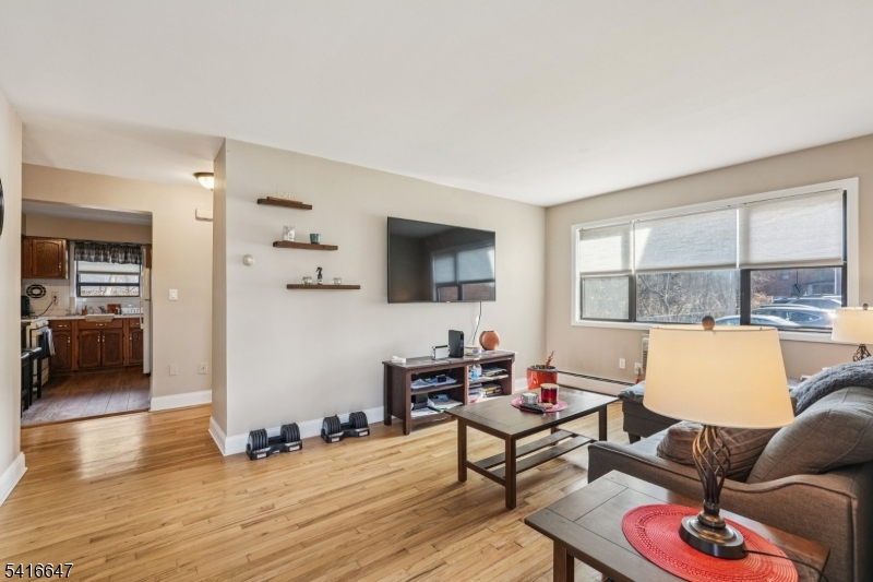 Colonial Gardens Apartments - Residential