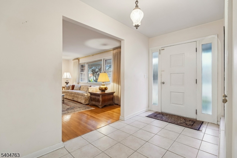 Broadlawn - Residential