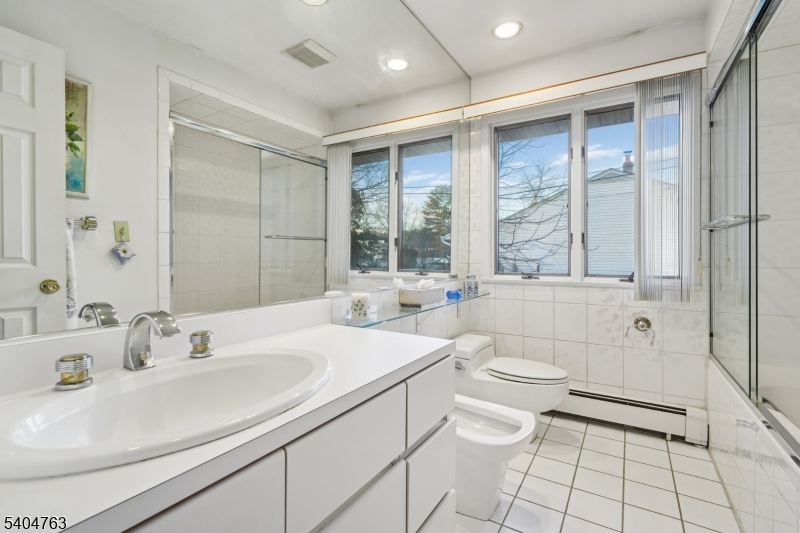 Broadlawn - Residential