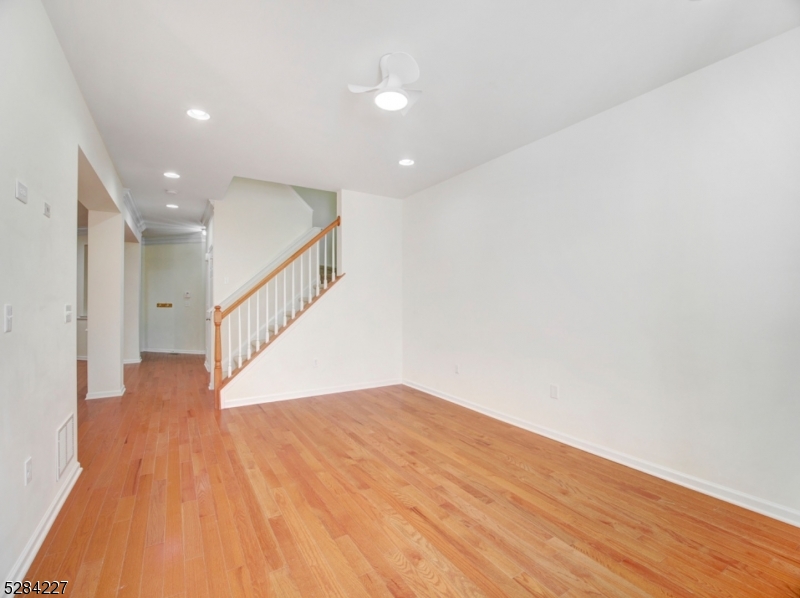 Morris Chase - Residential Lease