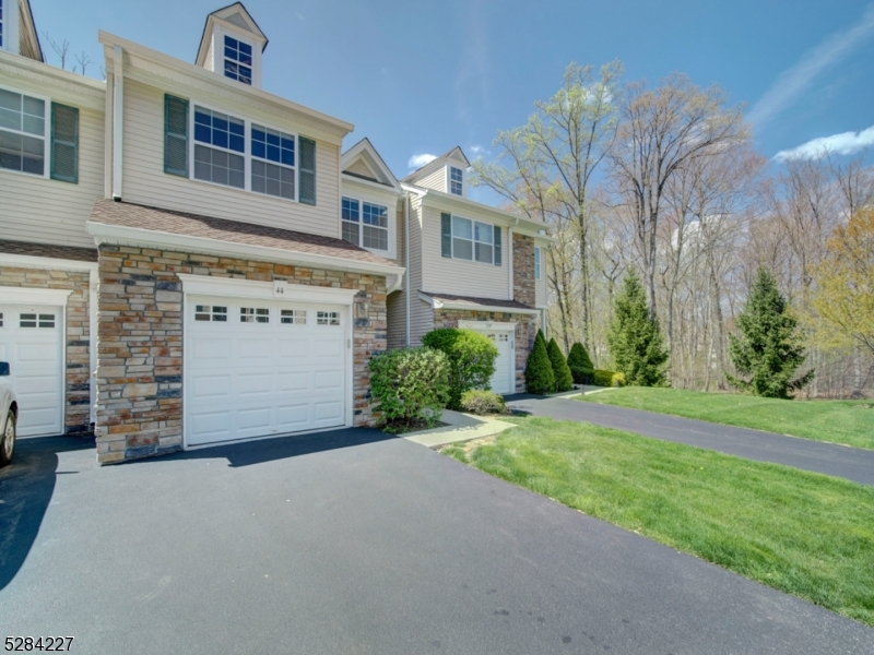 Morris Chase - Residential Lease