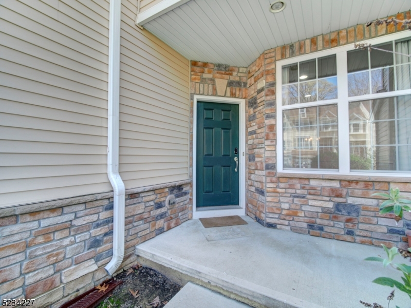 Morris Chase - Residential Lease