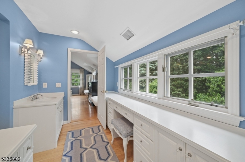 Hill Section - Residential