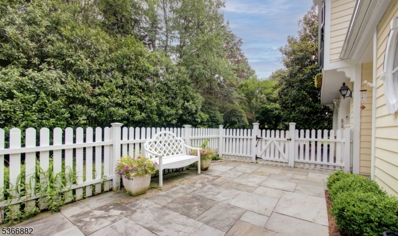 Hill Section - Residential