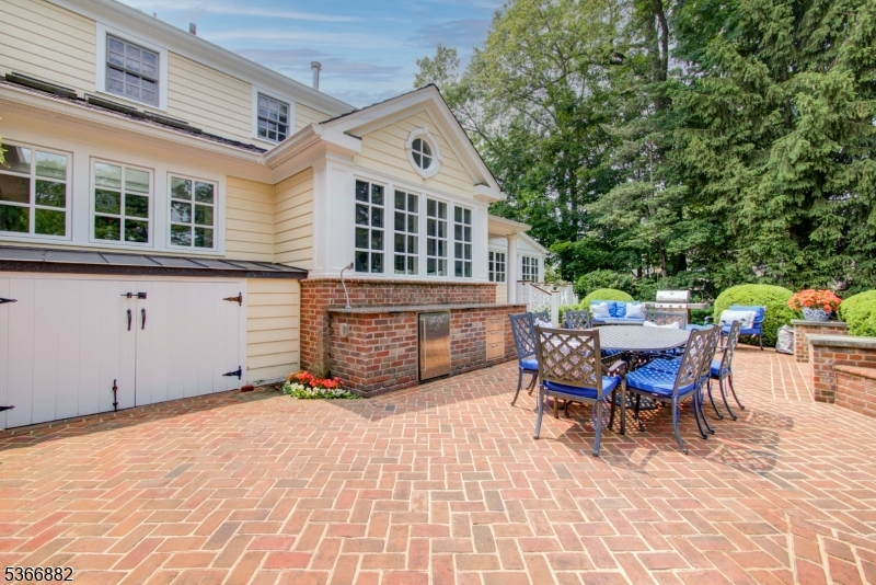 Hill Section - Residential