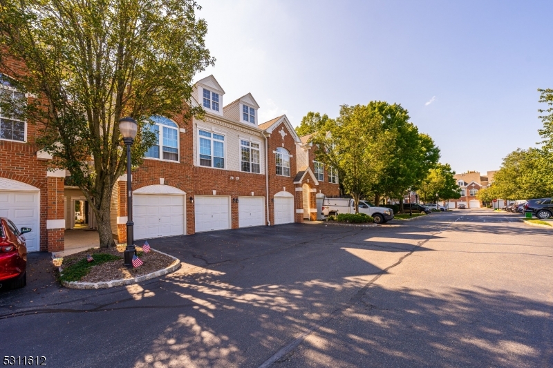 Photo 2 of 29 of 506 Rosewood Dr 506 townhome