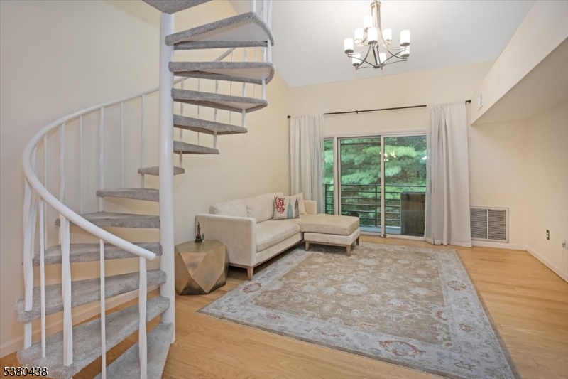 South Green I - Residential Lease