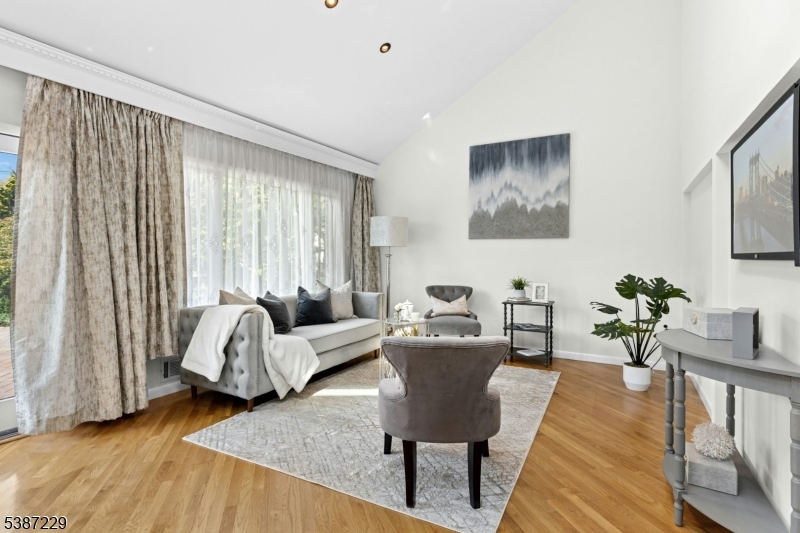 Colonia - Residential