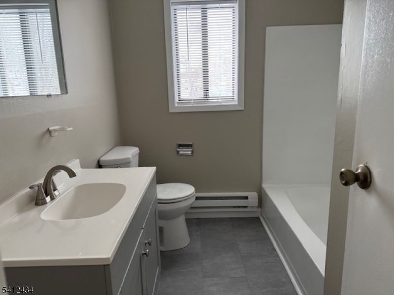 Carlton Village - Residential Lease