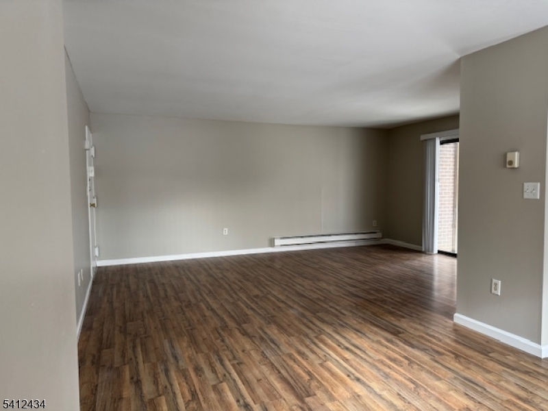 Carlton Village - Residential Lease