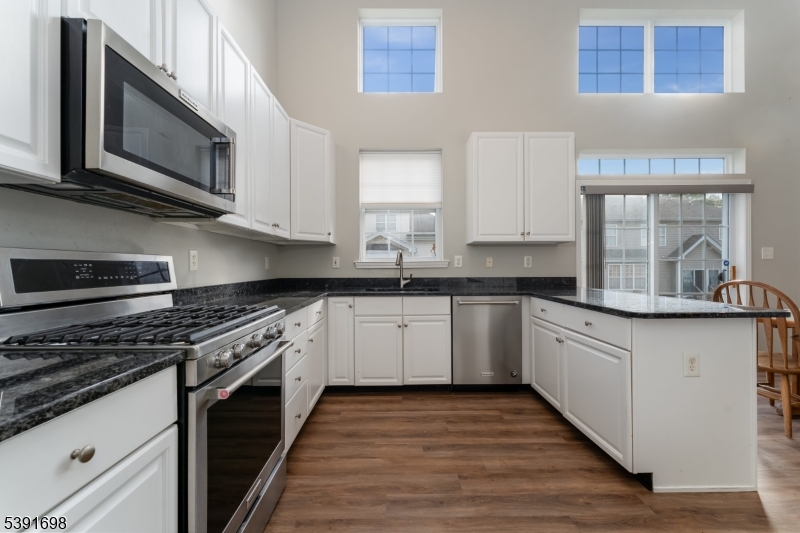 Carriage Gate - Residential