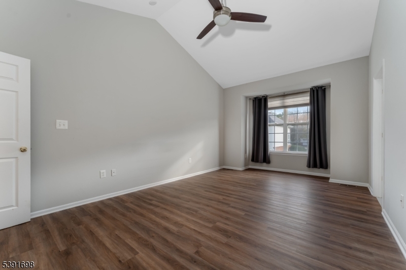 Carriage Gate - Residential