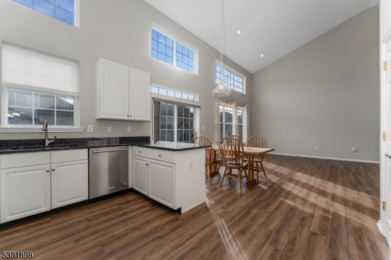 Carriage Gate - Residential