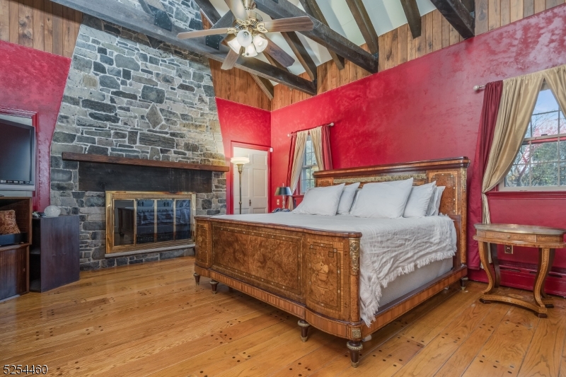 ROSEMONT - Residential