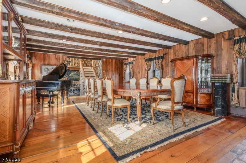 ROSEMONT - Residential