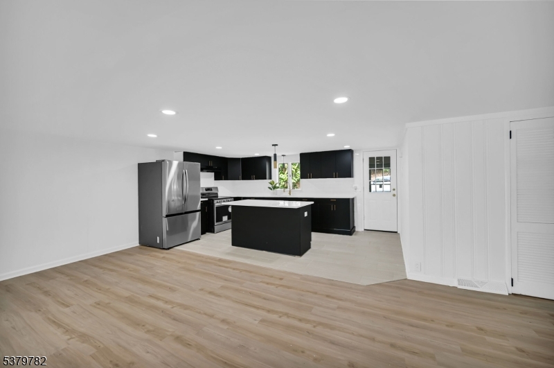 Crandon Lakes - Residential