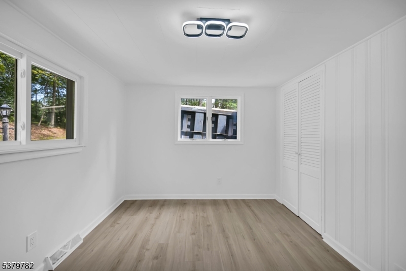 Crandon Lakes - Residential