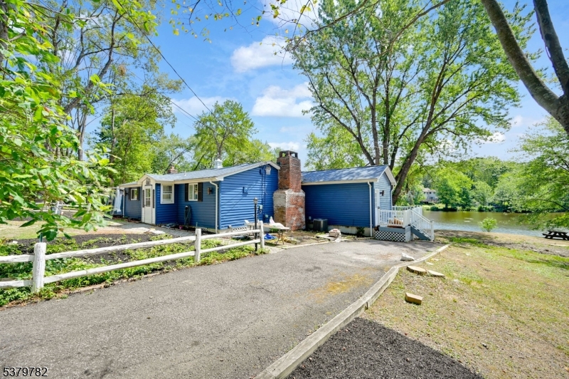 Crandon Lakes - Residential