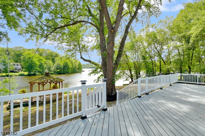 Crandon Lakes - Residential