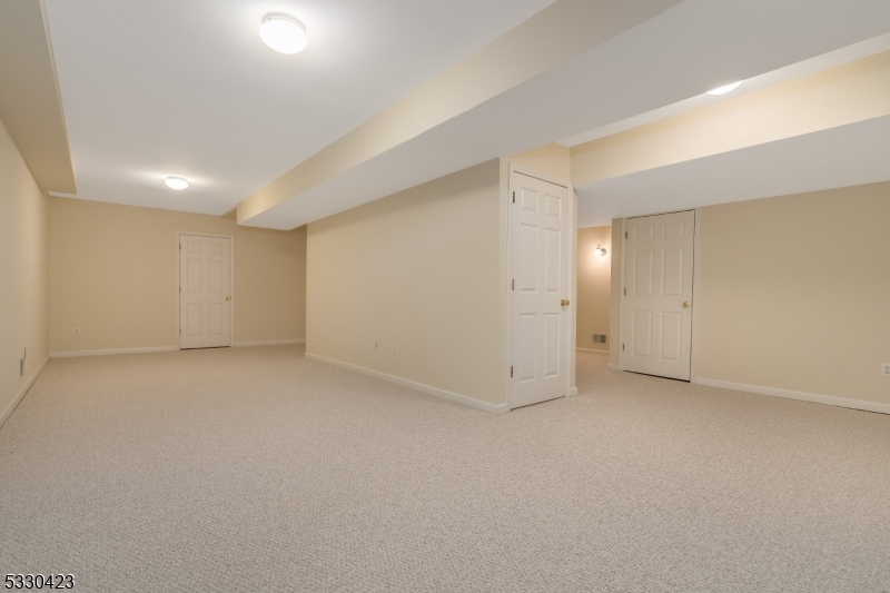 Clinton Twp., New Jersey 08801, United States, 3 Bedrooms Bedrooms, ,3 BathroomsBathrooms,Residential,Pending,22654