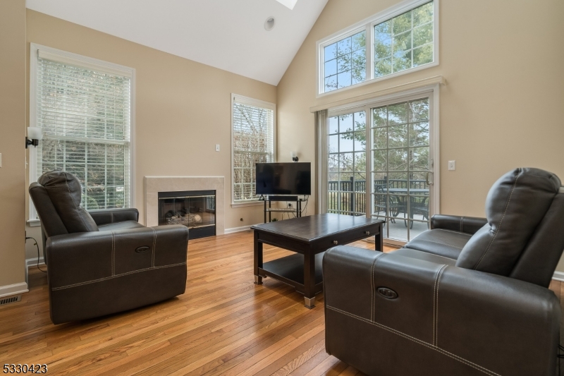 Clinton Twp., New Jersey 08801, United States, 3 Bedrooms Bedrooms, ,3 BathroomsBathrooms,Residential,Pending,22654