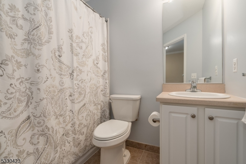 Clinton Twp., New Jersey 08801, United States, 3 Bedrooms Bedrooms, ,3 BathroomsBathrooms,Residential,Pending,22654