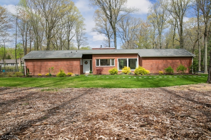 Puddingstone area - Residential