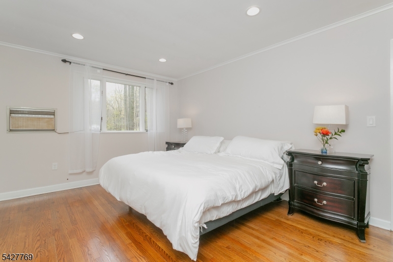 Puddingstone area - Residential