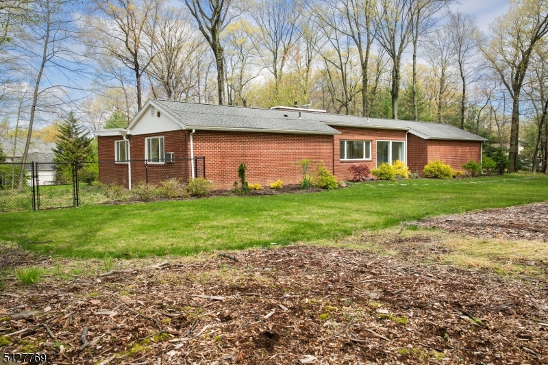 Puddingstone area - Residential