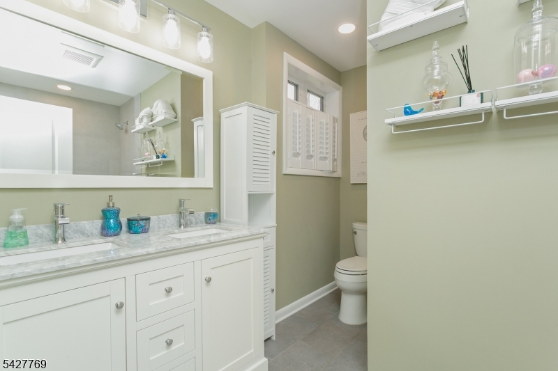 Puddingstone area - Residential