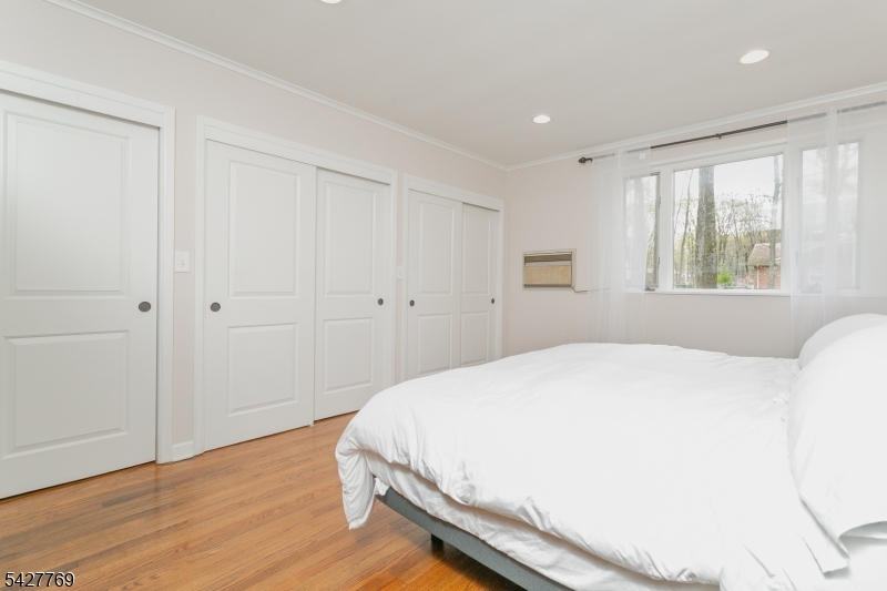 Puddingstone area - Residential