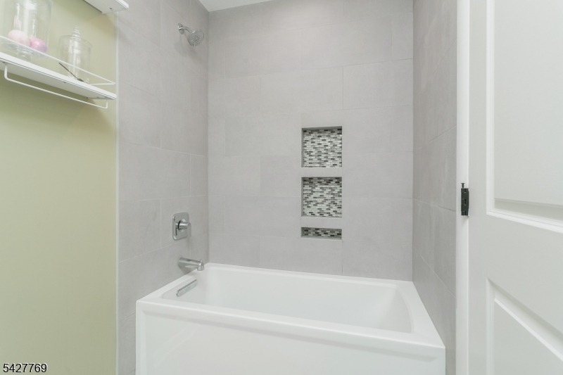 Puddingstone area - Residential