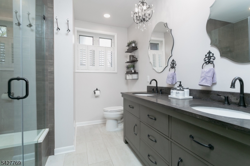 Puddingstone area - Residential