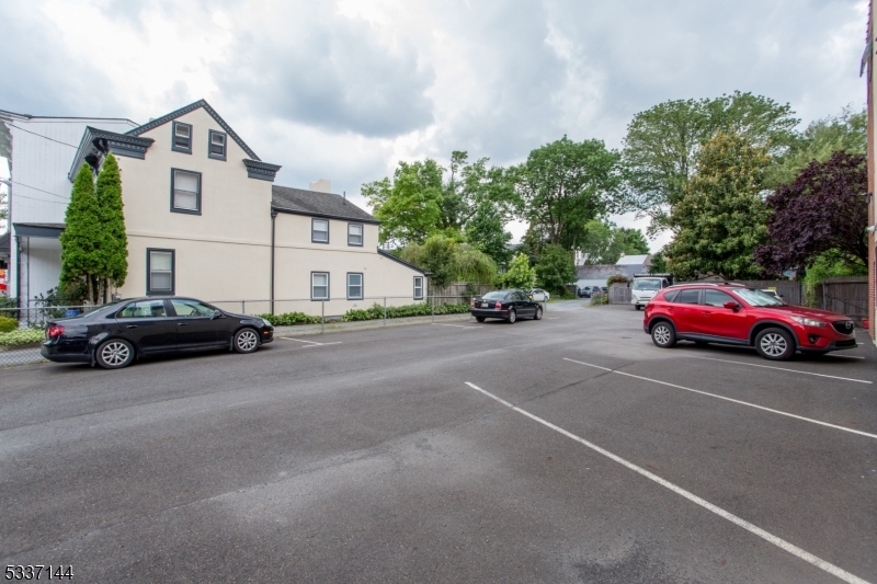 Imbue Bldg - Residential Income