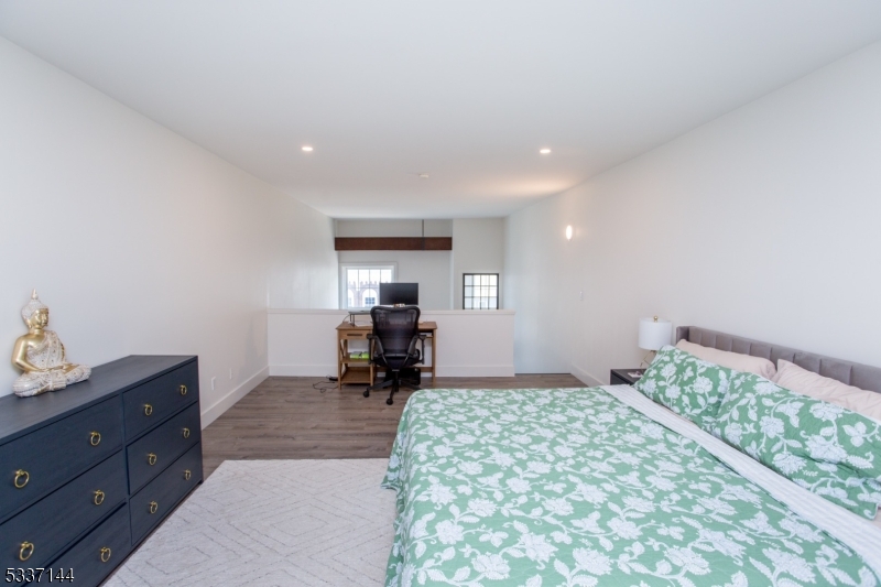 Imbue Bldg - Residential Income