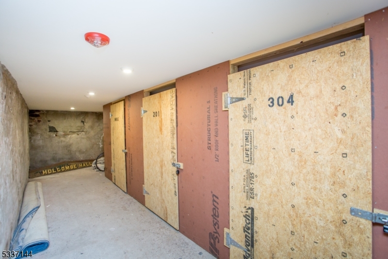 Imbue Bldg - Residential Income