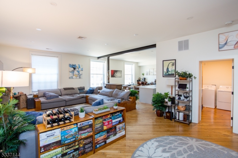 Imbue Bldg - Residential Income