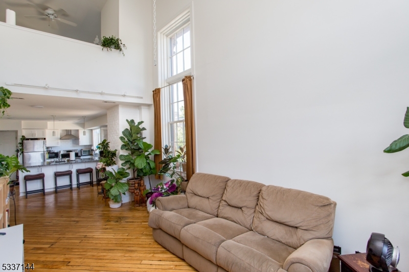 Imbue Bldg - Residential Income