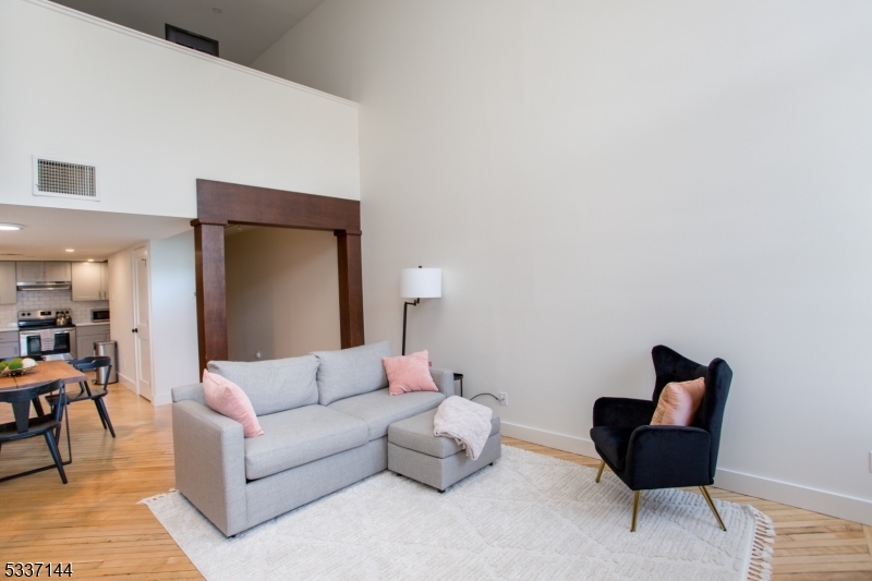 Imbue Bldg - Residential Income